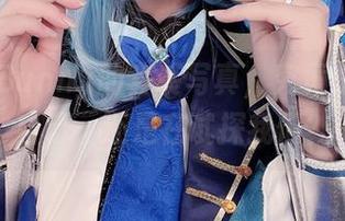 Hana Bunny的套装写真，究竟是在展现自己，还是在试探我们？